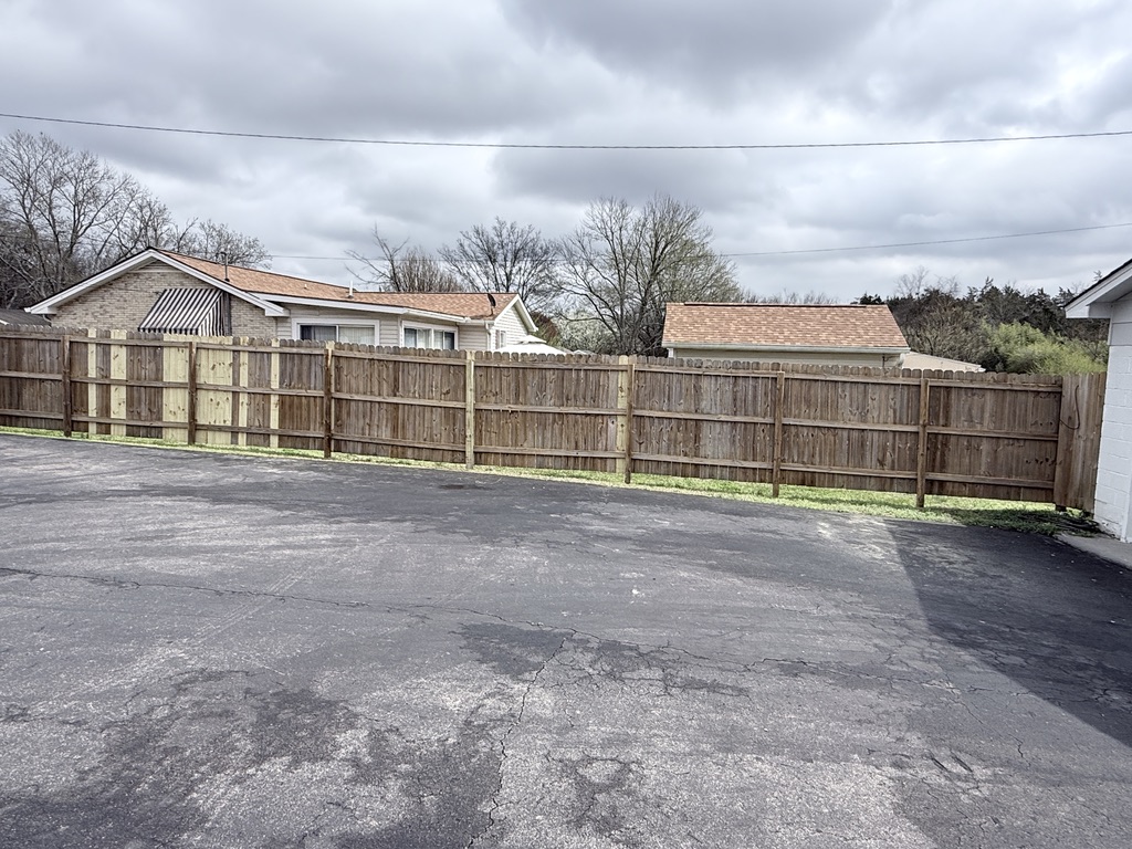 Fence cleaning service Mt Juliet Tennessee Clean It TN